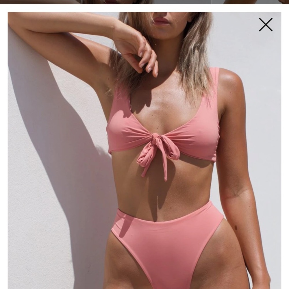 437 bikini top